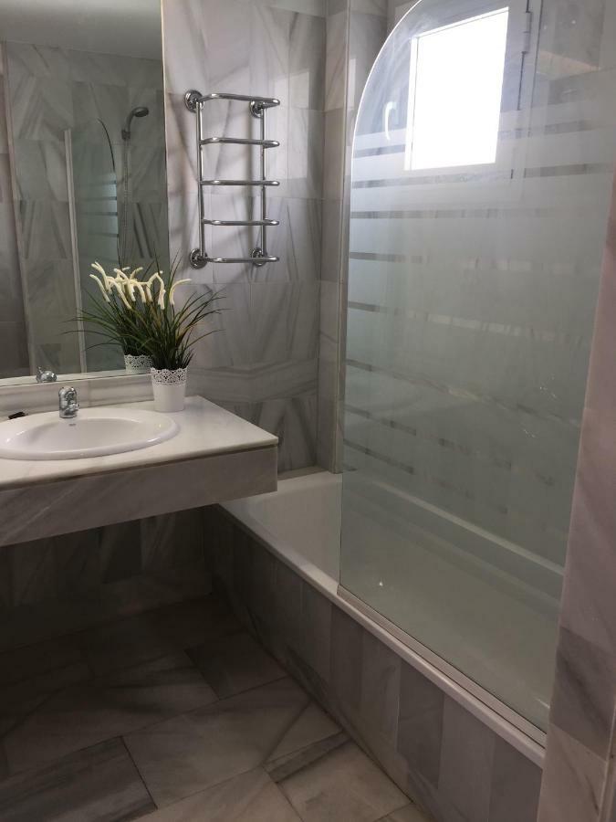 Beautiful 2 Bedroom Apartment @ Puerto Banus! มาร์เบยา ภายนอก รูปภาพ